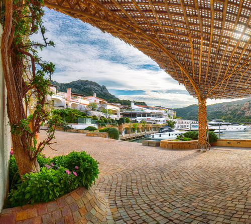 Pergolas & Shade Structures